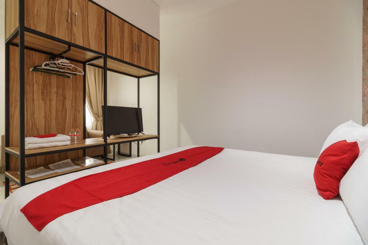 Reddoorz Plus Near Exit Toll Puncak 2 Bogor Exterior photo